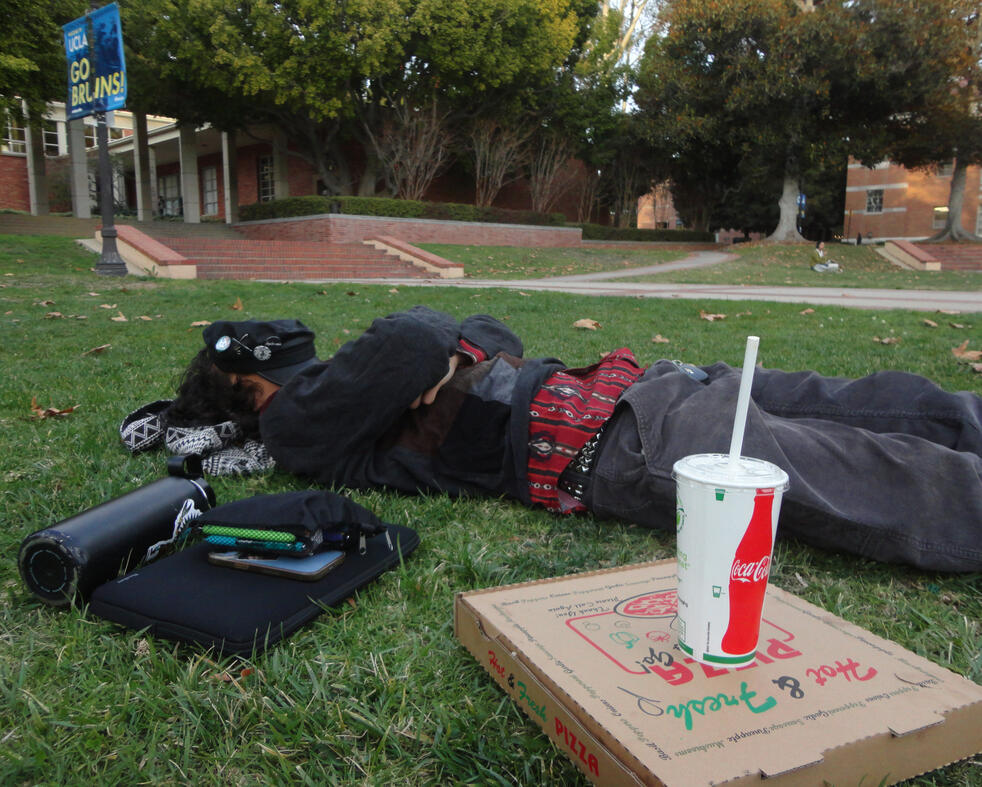 1.??.2025 BLEH. bbq pepperoni... ZZZ